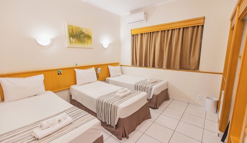 Habitación triple estándar (Twin)