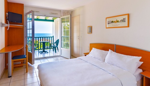 Habitación, 3 habitaciones, habitaciones comunicadas, vistas al mar