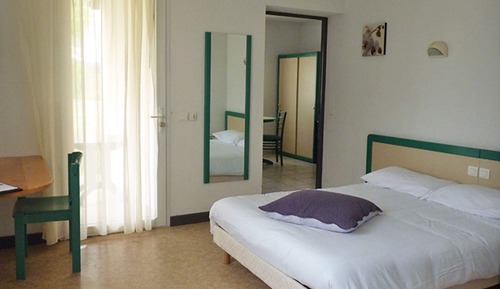Apartamento, varias habitaciones