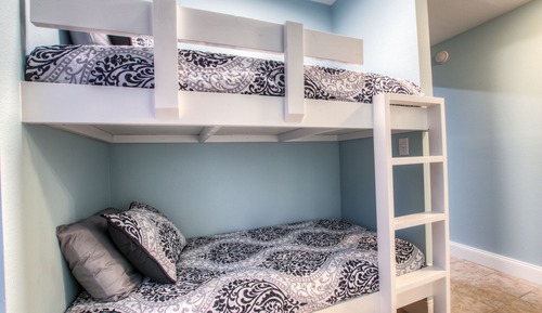 Apartamento, 2 habitaciones, balcón, vistas al lago (1530)