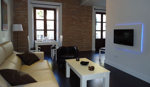 Apartamento, 2 habitaciones, balcón