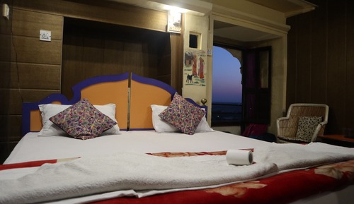 Habitación Deluxe, 1 cama doble, vistas a la ciudad