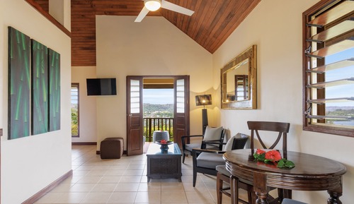 Bungalow, vistas a la laguna