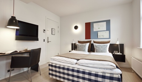 Queen Room