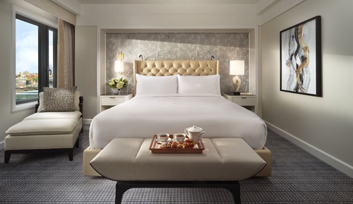 Suite, 1 cama de matrimonio grande, en esquina (Back Bay)