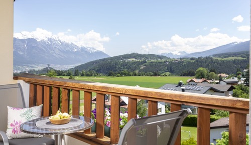 Suite junior, balcón (Alpenrose)