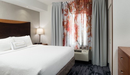 Suite, 1 cama de matrimonio grande con sofá cama