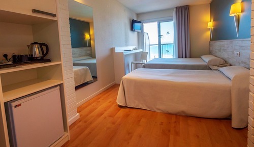 Habitación triple (3 Adults)