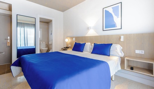 Habitación doble, balcón