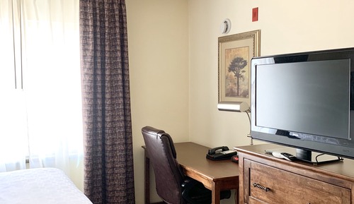Suite, 2 habitaciones, cocina (1 King Bed, 2 Dbl Beds)