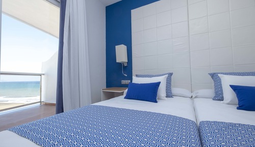 Habitación cuádruple junior, vistas al mar