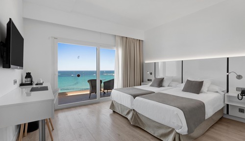 Habitación doble superior, balcón, vistas al mar