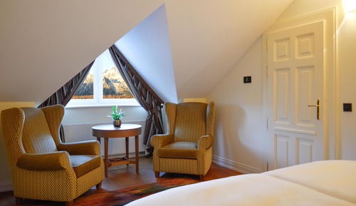 Suite Deluxe, 1 habitación, bañera, vistas al lago (Deluxe Attic Suite)