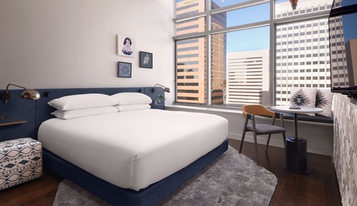 Suite, 1 habitación (Mobility/Hearing Access, Roll-in Shwr)