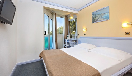 Classic room with balcony