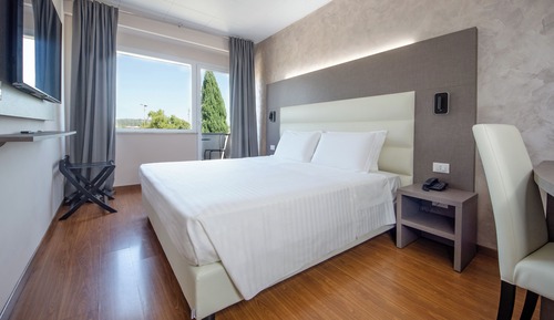 Habitación doble superior, 1 cama de matrimonio grande, balcón