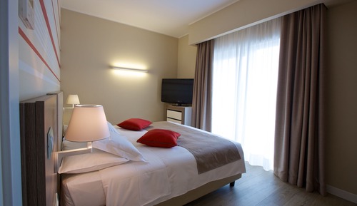 Suite, terraza, vistas al lago