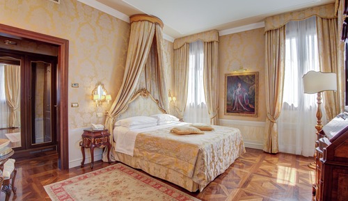 Suite junior, vistas al canal (Prestige)