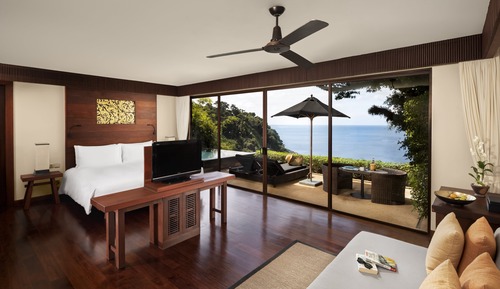 Habitación, 1 cama de matrimonio grande, piscina privada, vistas al mar