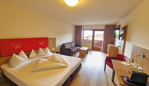 Habitación doble superior, 1 cama de matrimonio con sofá cama