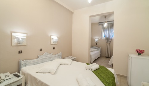Habitación cuádruple estándar, varias camas