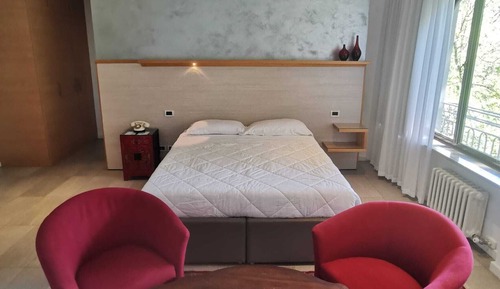 Habitación triple Deluxe, balcón