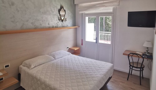 Habitación cuádruple Deluxe, balcón