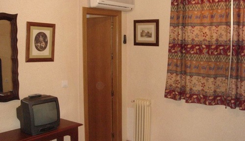 Habitación económica con 2 camas individuales, sin vistas
