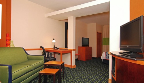 Estudio, 1 cama de matrimonio grande con sofá cama (Mobility/Hearing Access, Roll-In Shwr)
