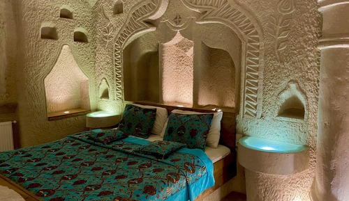 Presidential Cave Suite with Spa Bath - 18