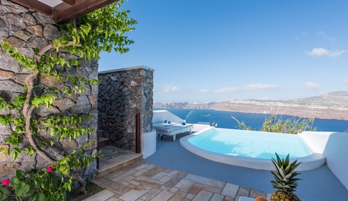 Suite junior, piscina privada (Cliffside & Caldera View)