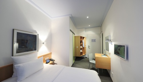 Cosy single room