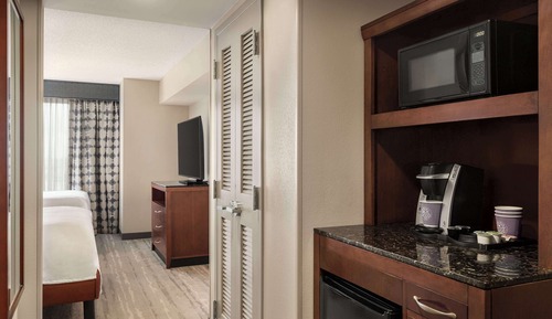 2 Queen Beds Junior Suite