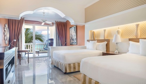 Suite panorámica, frente al mar (Butler Suite)