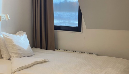 Habitación económica doble, baño compartido (140 cm bed)