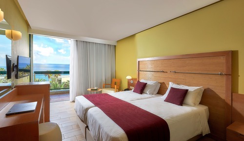 Habitación con 2 camas individuales, vistas al mar