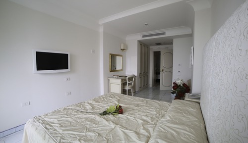 Habitación estándar doble, balcón, planta baja