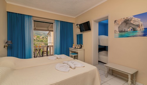 Habitación familiar, vistas al jardín