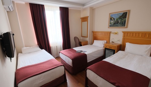 Habitación triple económica