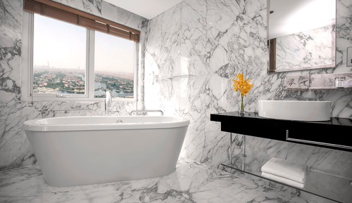 Suite, 1 cama de matrimonio grande, en una planta alta (High Floor Almas Tower View)