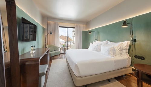 Habitación con 1 cama doble o 2 individuales, vistas a la ciudad
