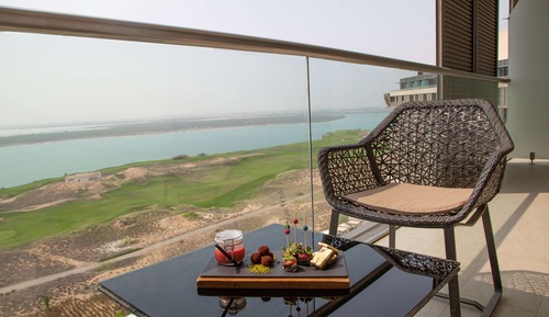 Suite, balcón, vistas al campo de golf (Sea View)