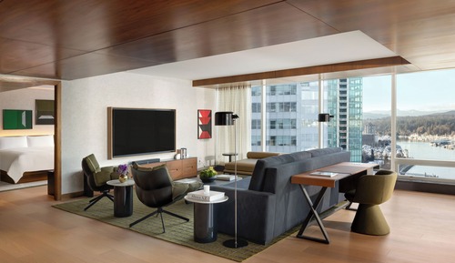 Suite, 1 cama de matrimonio grande, no fumadores, en esquina (Fairmont Gold)