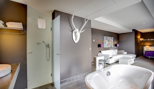 Suite Deluxe, 1 cama de matrimonio, bañera de hidromasaje