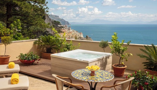 Suite junior, terraza, vistas al mar (Jacuzzi)