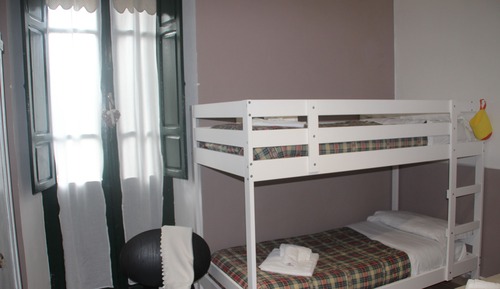 Habitación cuádruple familiar, balcón, vistas al jardín