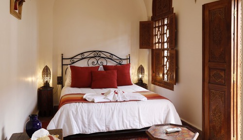 Standard Double Room (Yasmina)