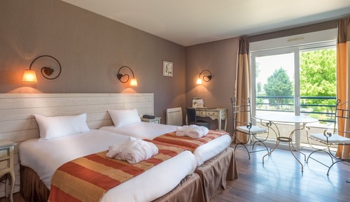 Habitación superior con 1 cama doble o 2 individuales
