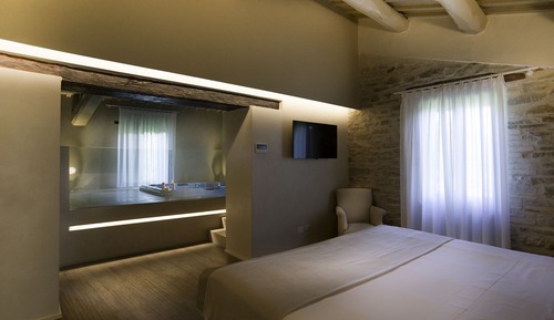 Suite, bañera de hidromasaje
