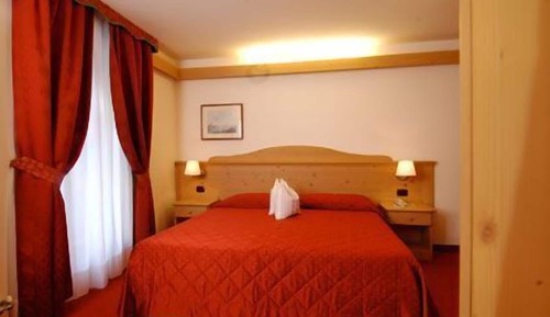 Habitación con 1 cama doble o 2 individuales (Spa Access)